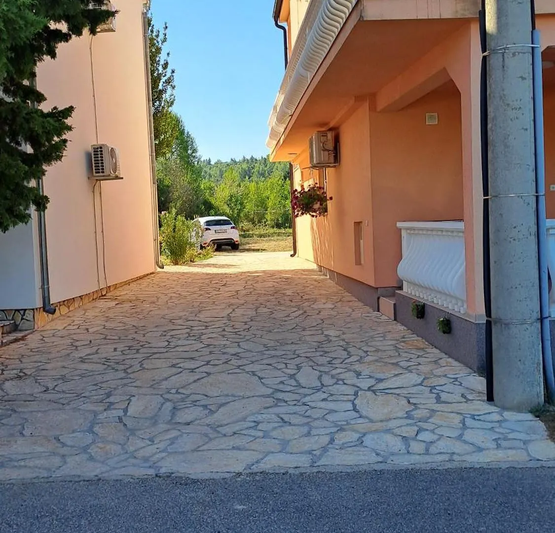 Vila Vesna Gornji Karin 0*,  Chorvatsko