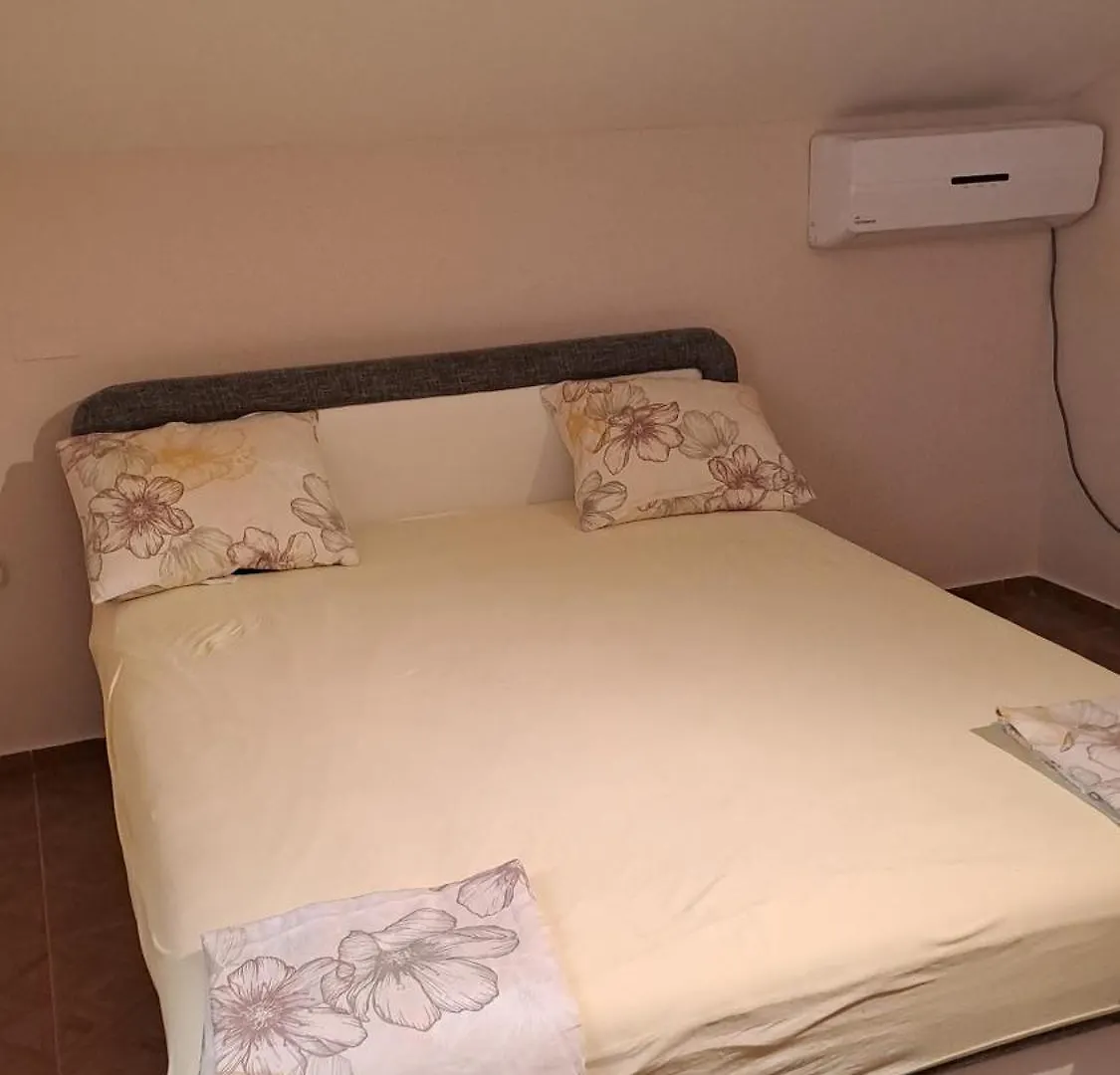 아파트 Vila Vesna 고르니 카린