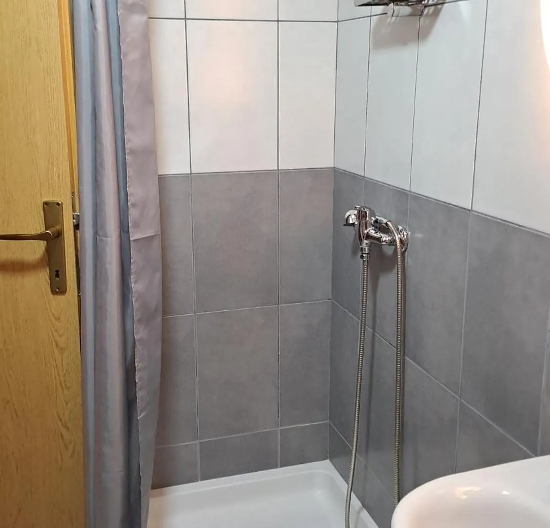 아파트 Vila Vesna 고르니 카린